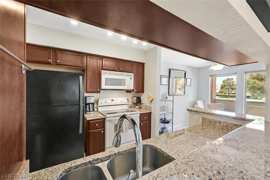 714 Oakmont Avenue 1108