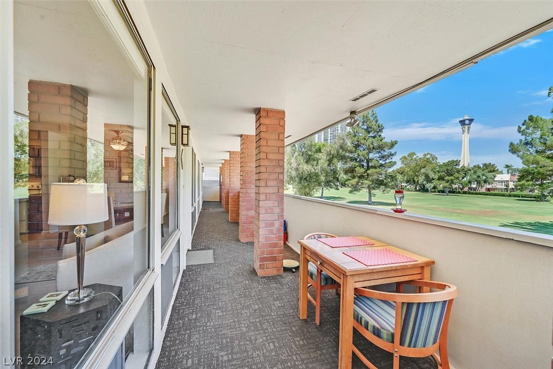 714 Oakmont Avenue 1108