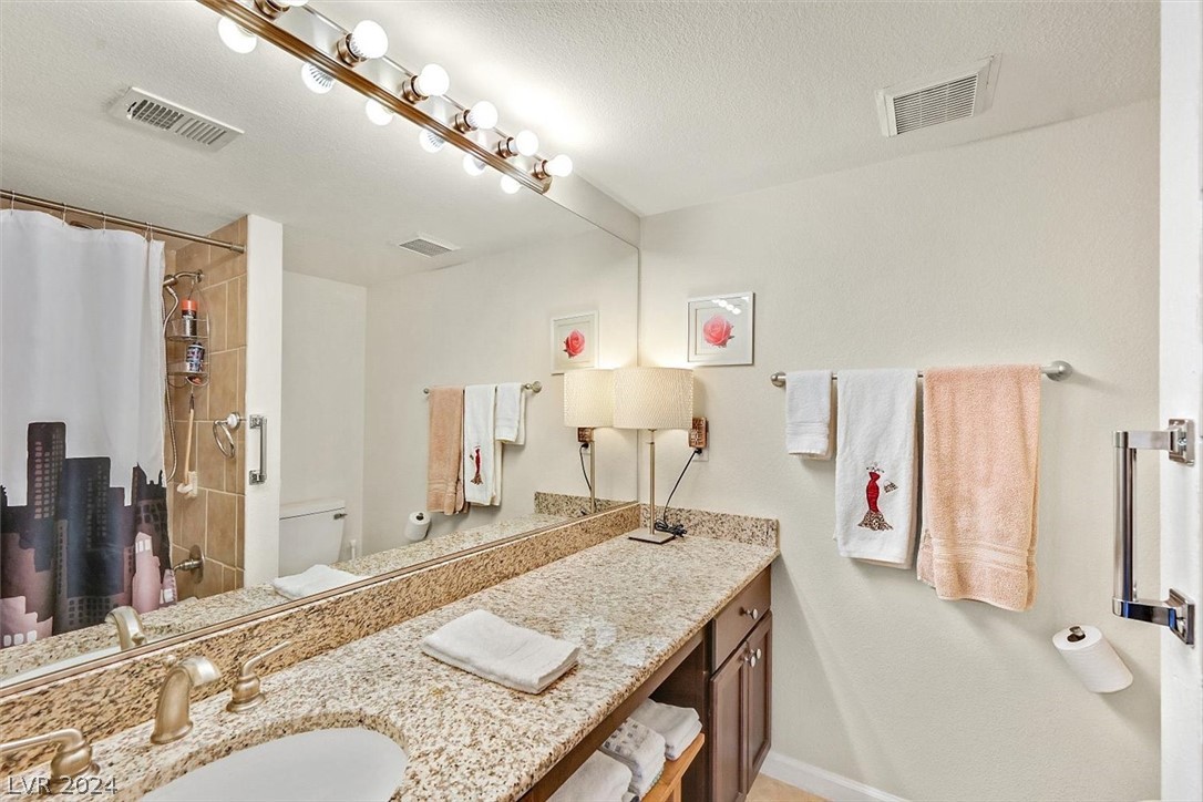 714 Oakmont Avenue 1108