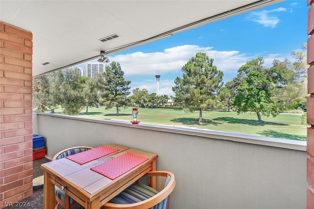 714 Oakmont Avenue 1108