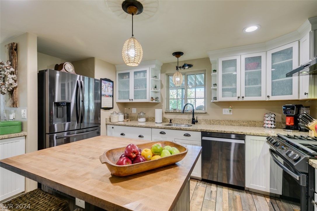 3062 La Barca Lane
