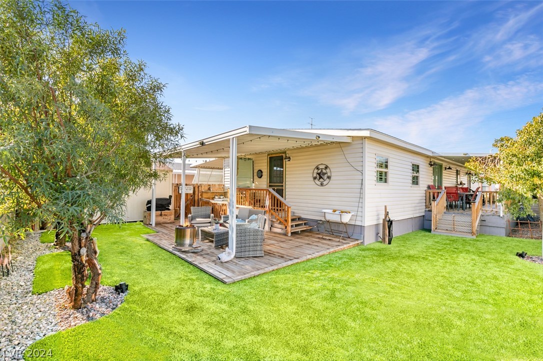 3062 La Barca Lane