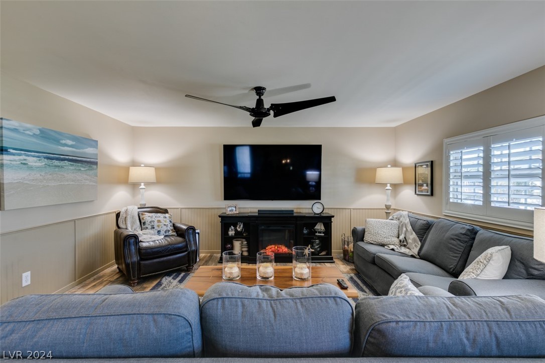3062 La Barca Lane
