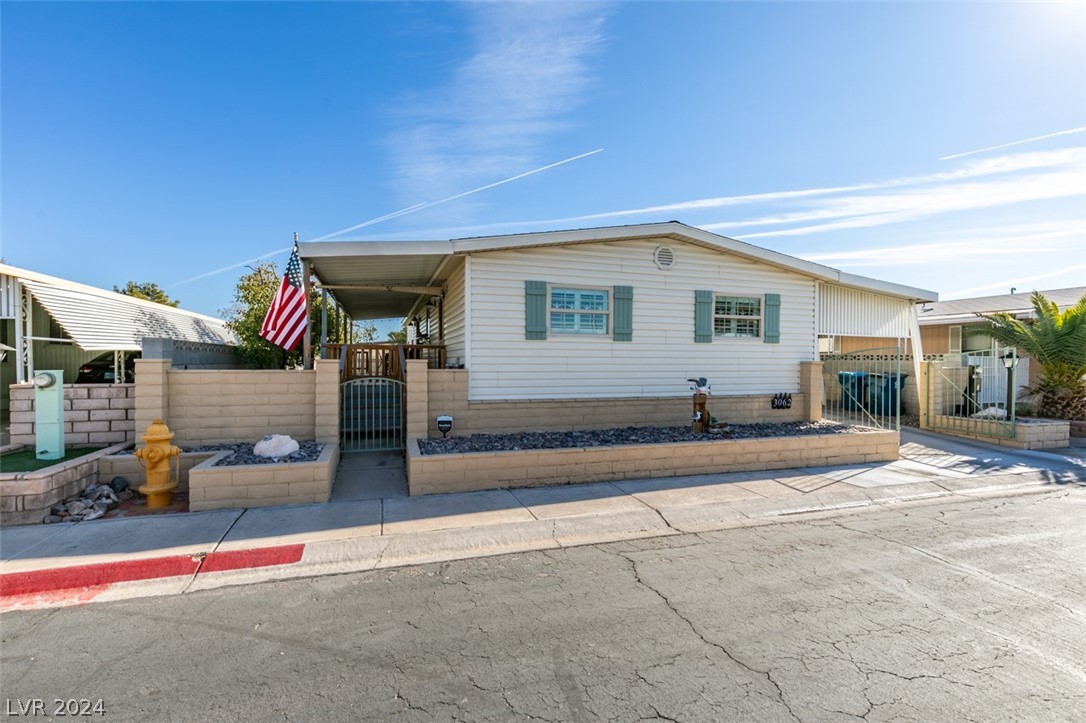 3062 La Barca Lane