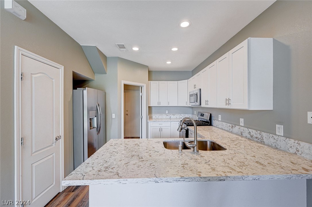 251 South Green Valley Parkway 1412