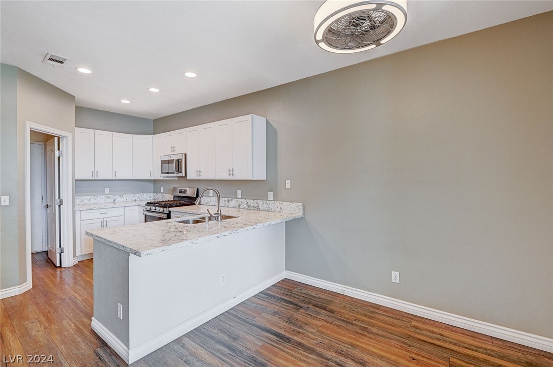 251 South Green Valley Parkway 1412