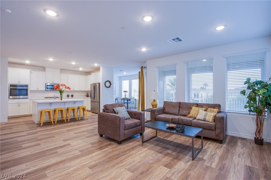 2555 Hampton Road 8109