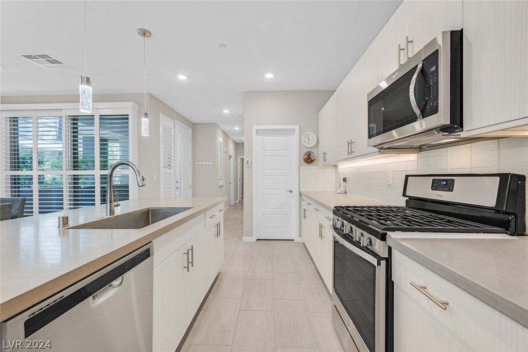 11302 Kraft Mountain Avenue 102