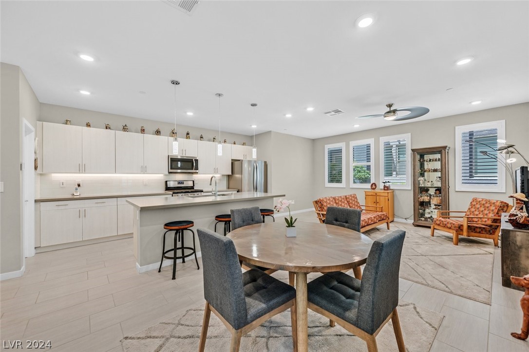 11302 Kraft Mountain Avenue 102
