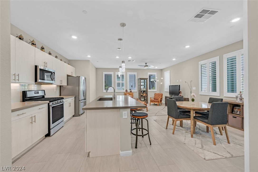11302 Kraft Mountain Avenue 102