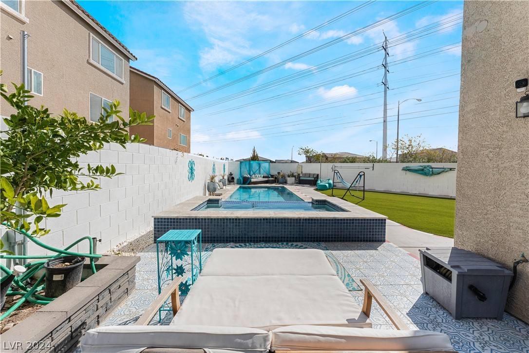 5538 Dreaming Tree Street