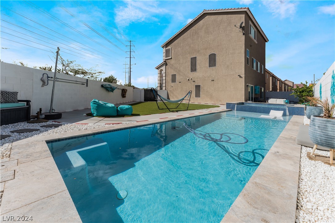 5538 Dreaming Tree Street