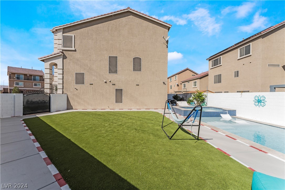 5538 Dreaming Tree Street