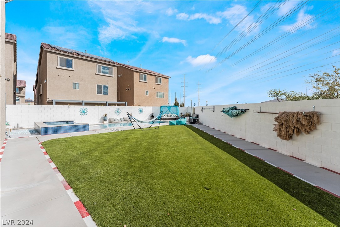 5538 Dreaming Tree Street