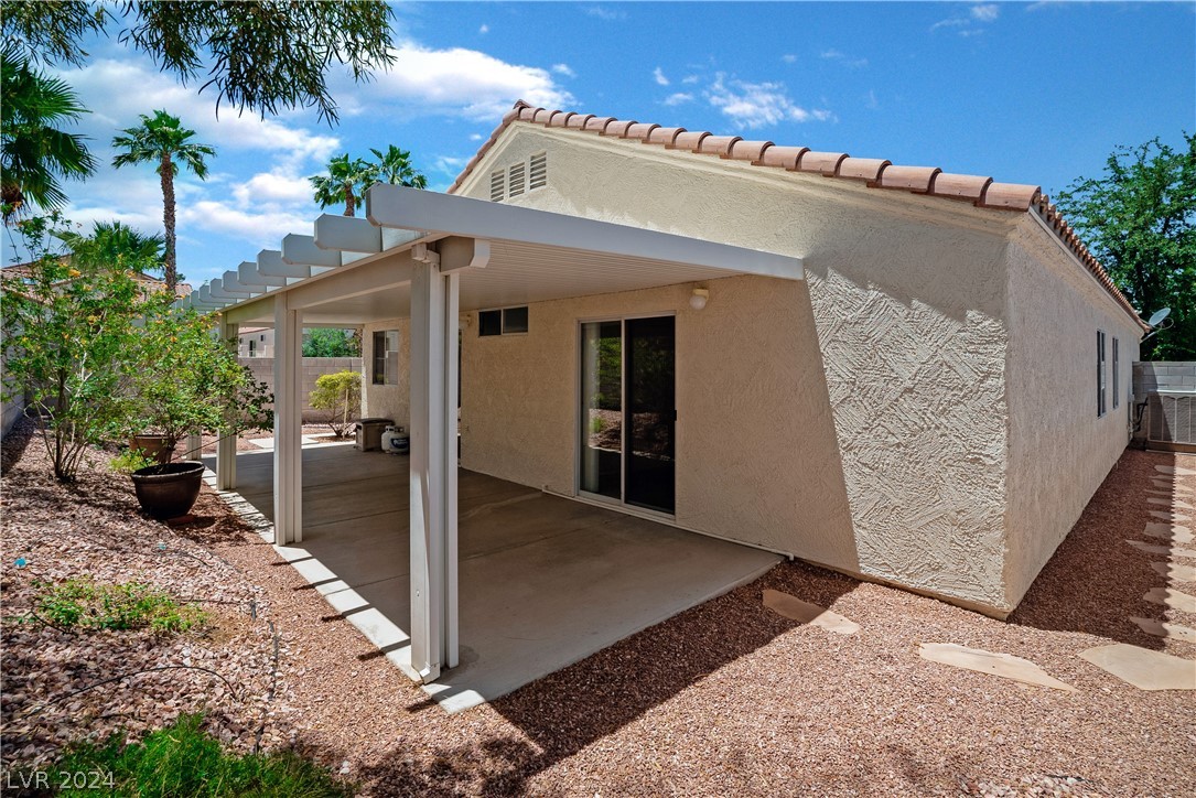 284 Spring Palms Street
