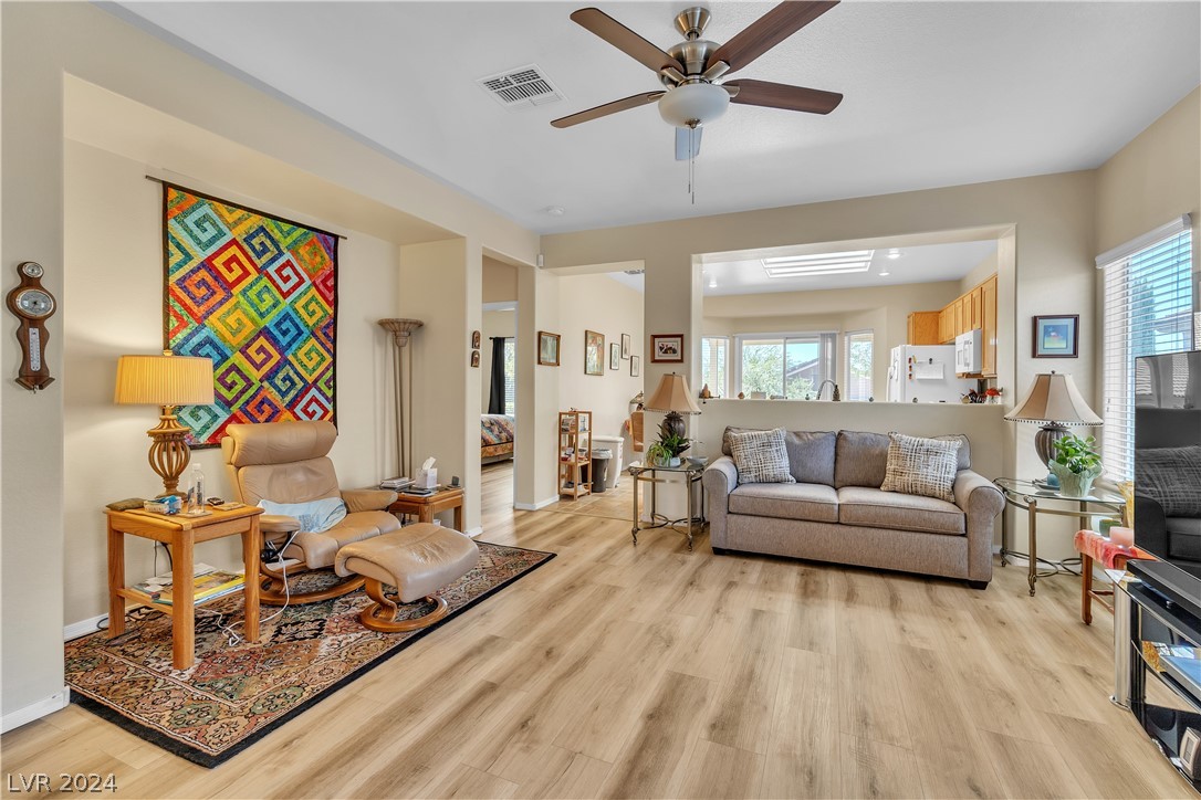 2755 Thunder Bay Avenue