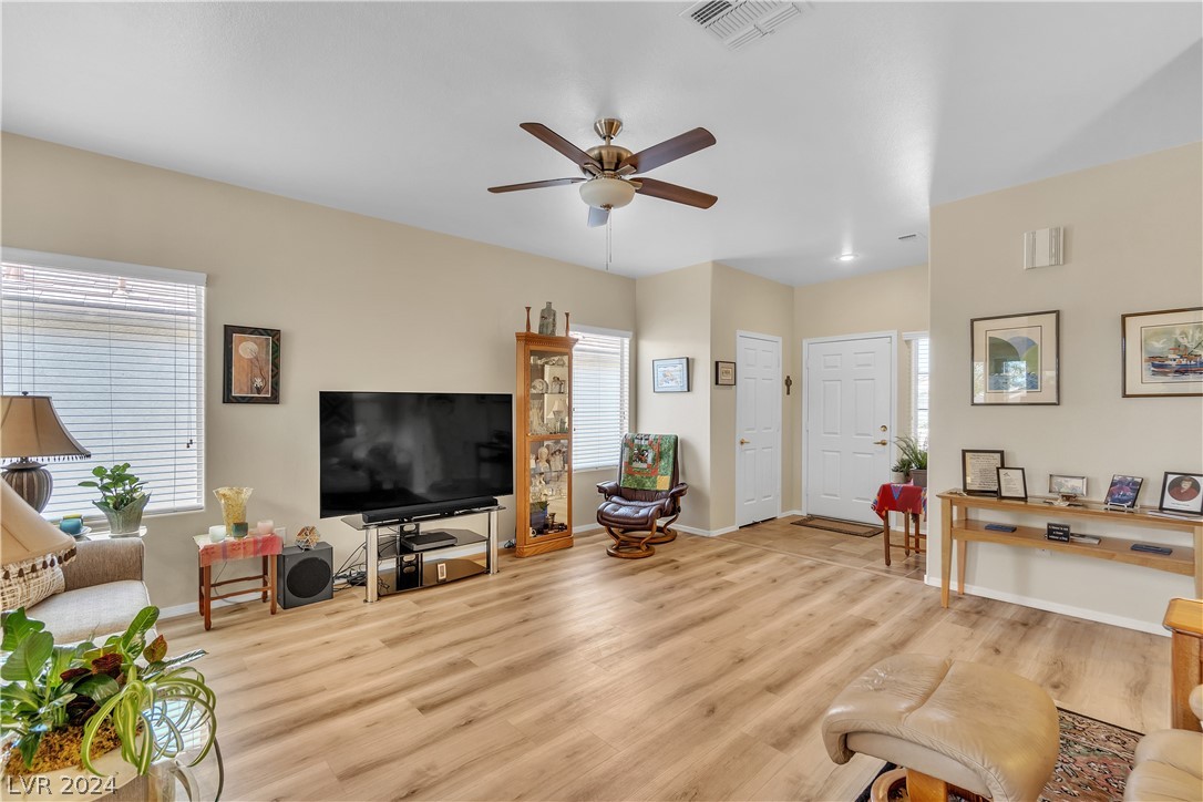 2755 Thunder Bay Avenue