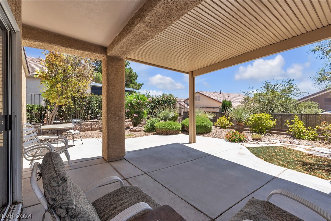 2755 Thunder Bay Avenue