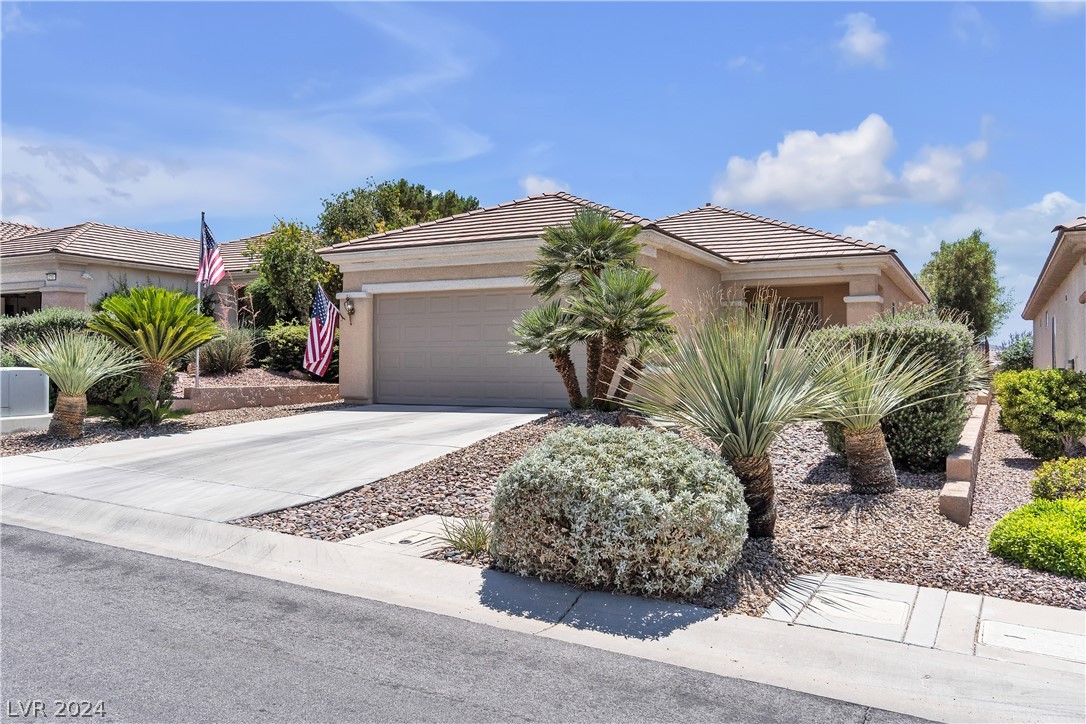 2755 Thunder Bay Avenue