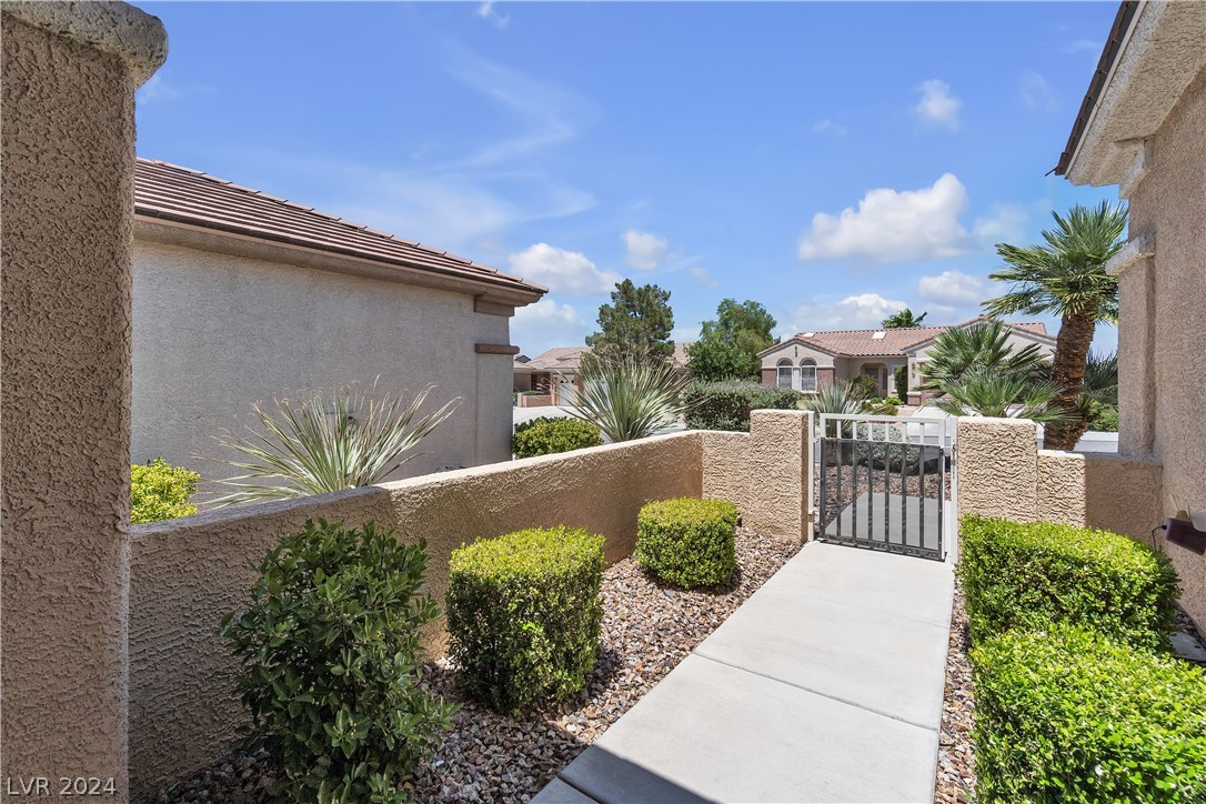 2755 Thunder Bay Avenue