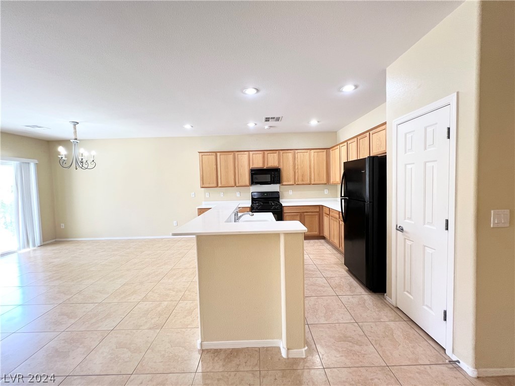 2219 Carrizo Way