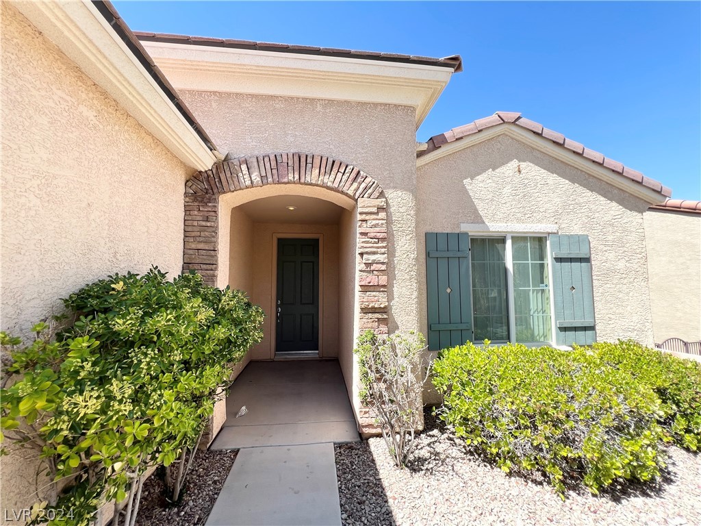 2219 Carrizo Way