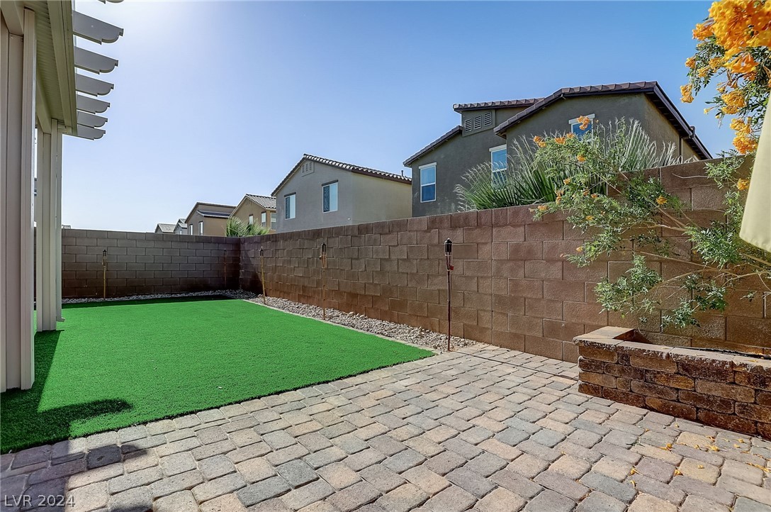 4043 Beech Fern Avenue
