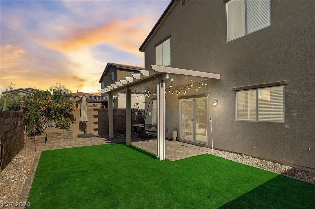 4043 Beech Fern Avenue