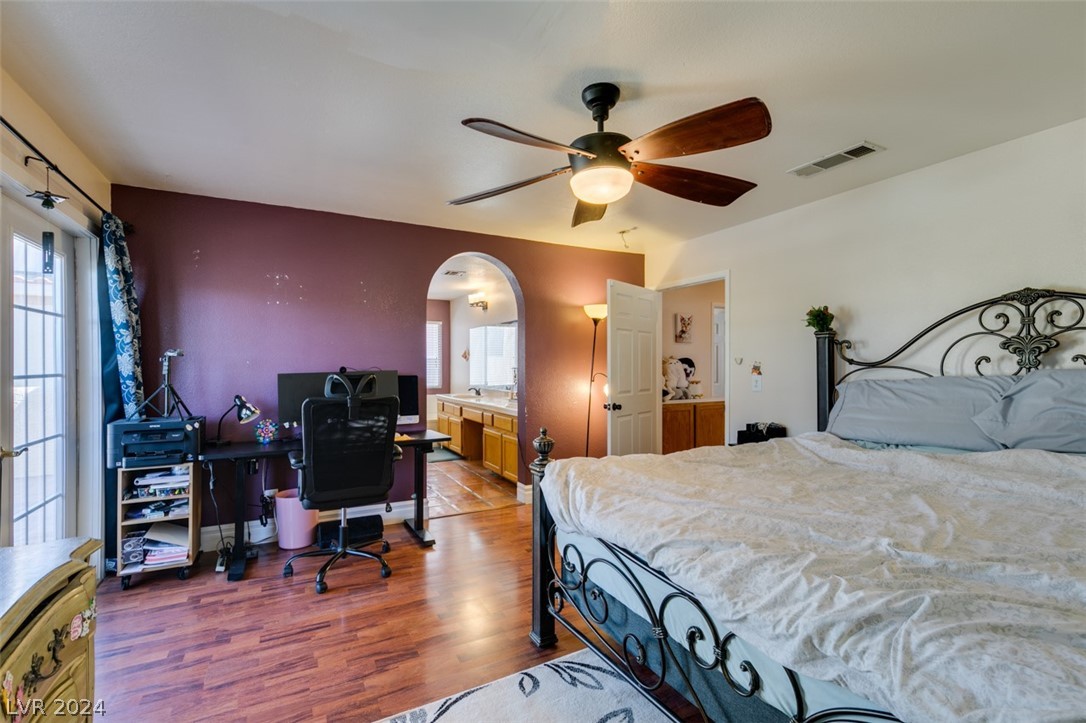 8364 Monico Valley Court