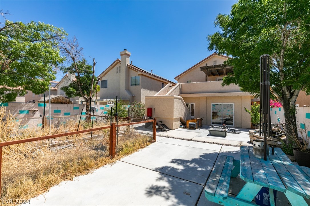 8364 Monico Valley Court