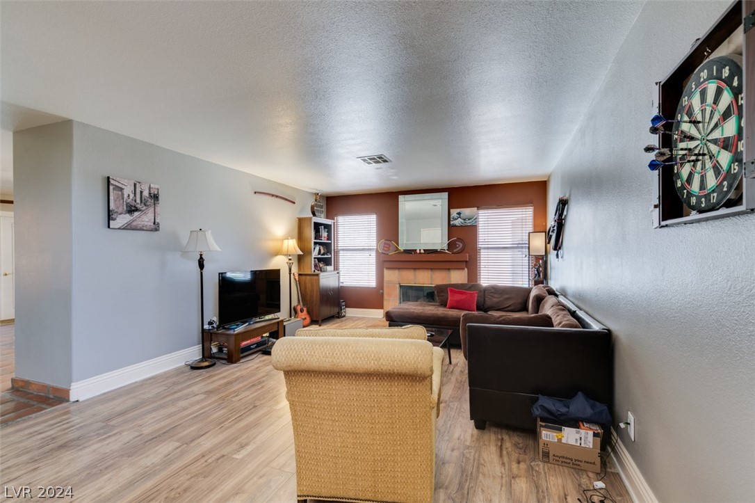 8364 Monico Valley Court