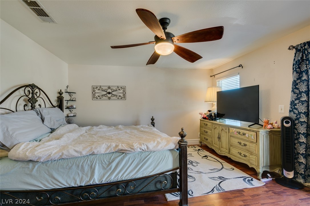 8364 Monico Valley Court