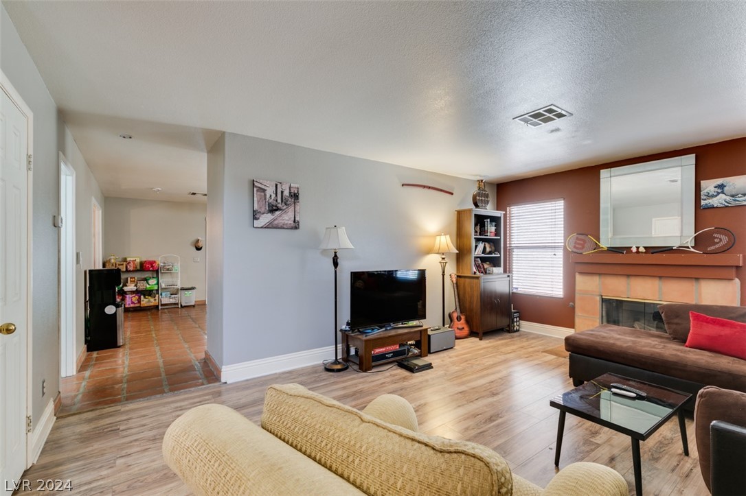 8364 Monico Valley Court
