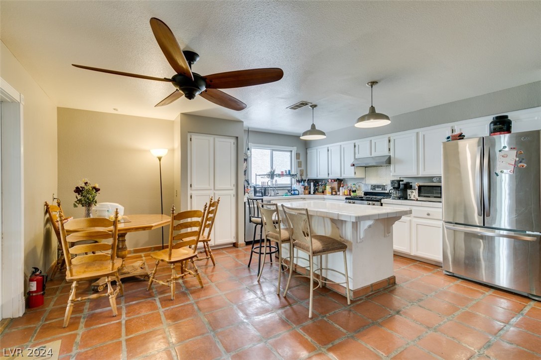 8364 Monico Valley Court