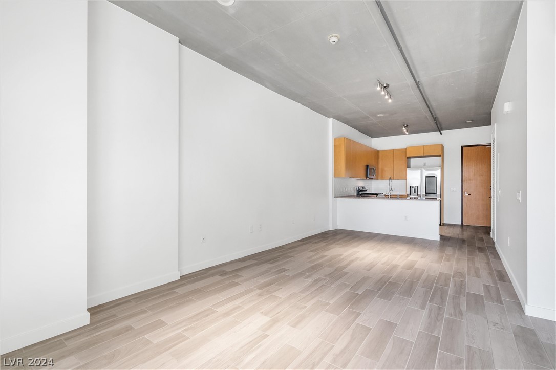 353 East Bonneville Avenue 247