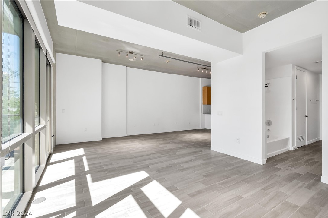 353 East Bonneville Avenue 247