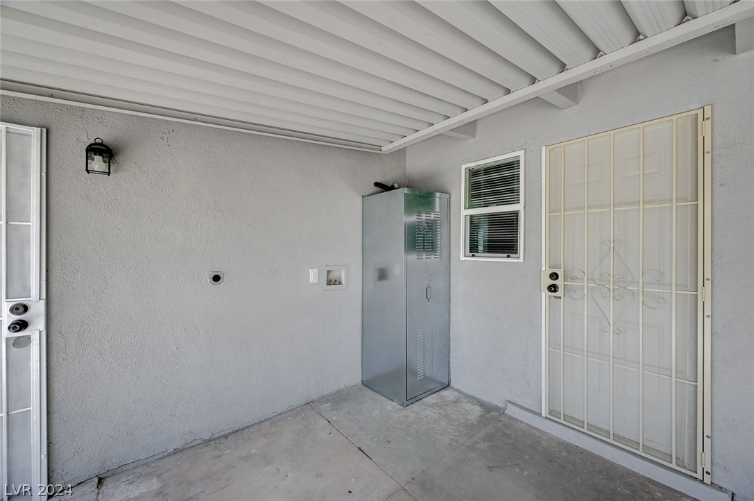 925 Radkovich Avenue
