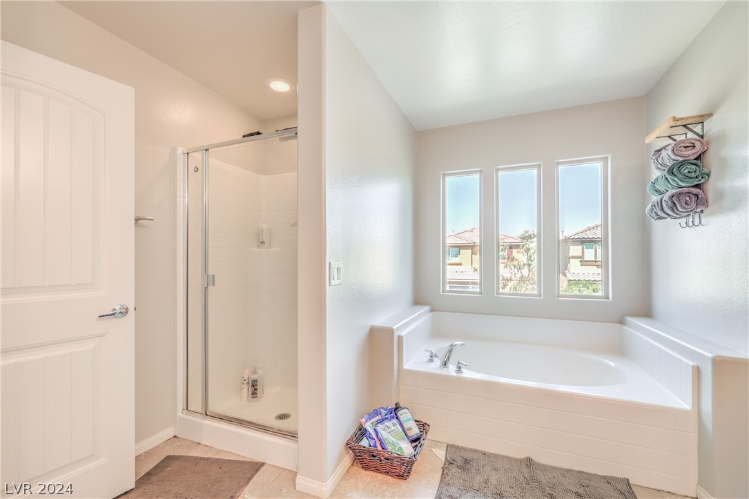 9286 White Sapphire Court