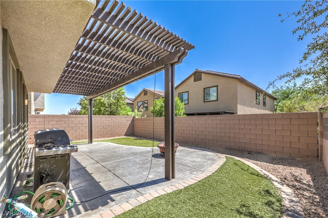 9286 White Sapphire Court