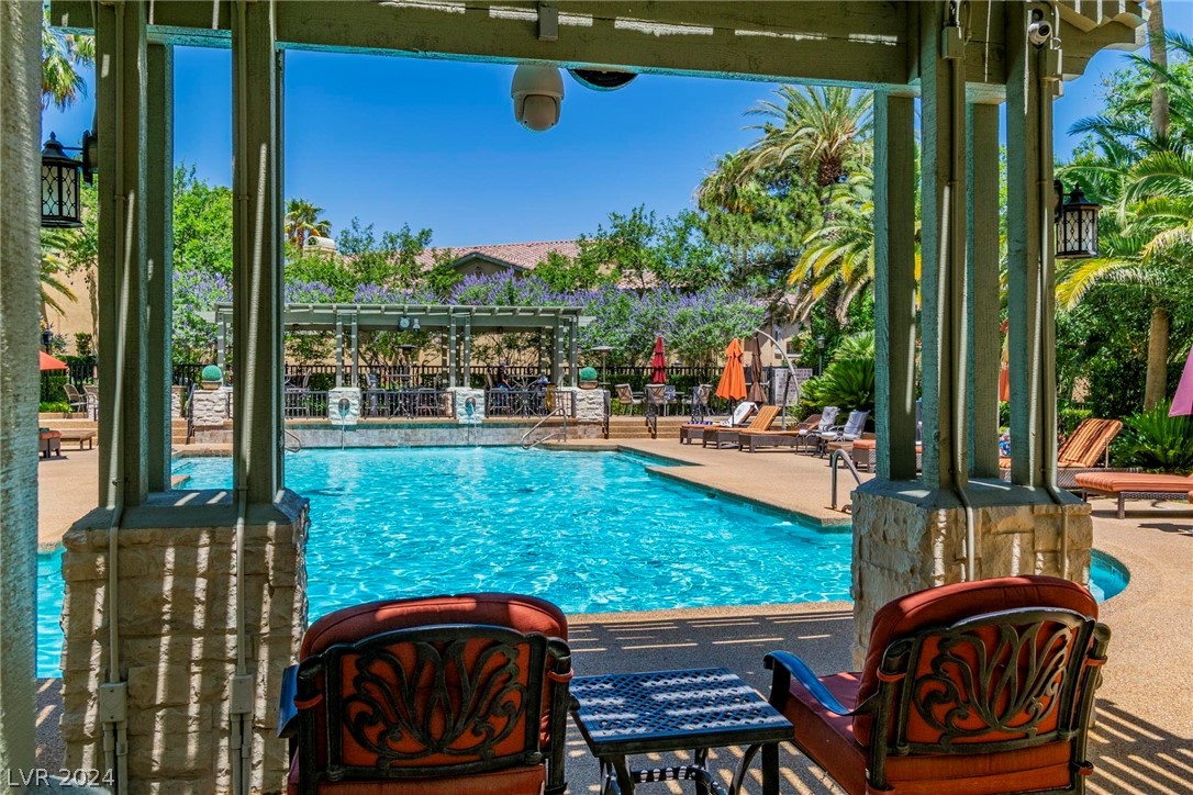 1704 Hills Of Red Drive 103