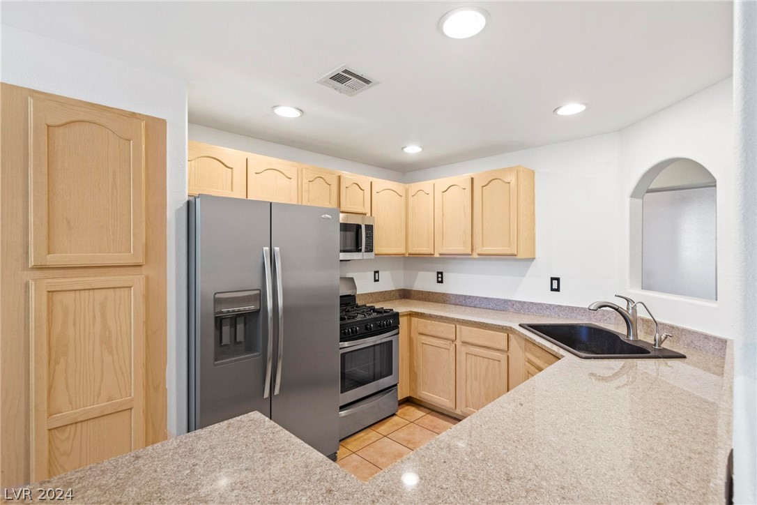 1704 Hills Of Red Drive 103