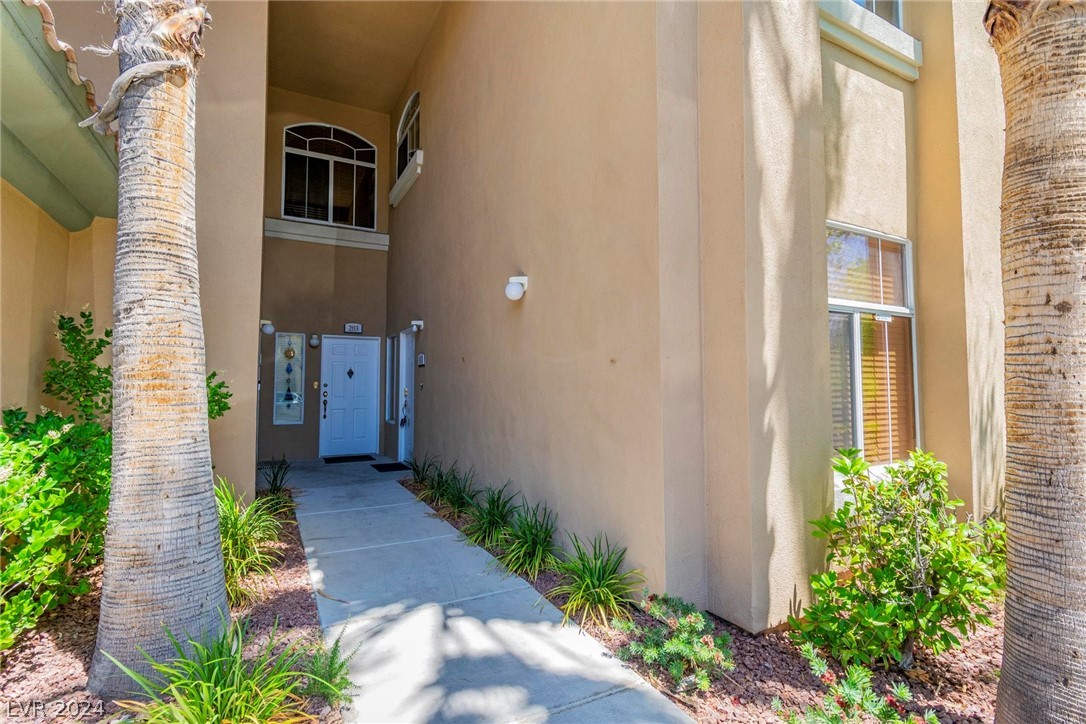 1704 Hills Of Red Drive 103