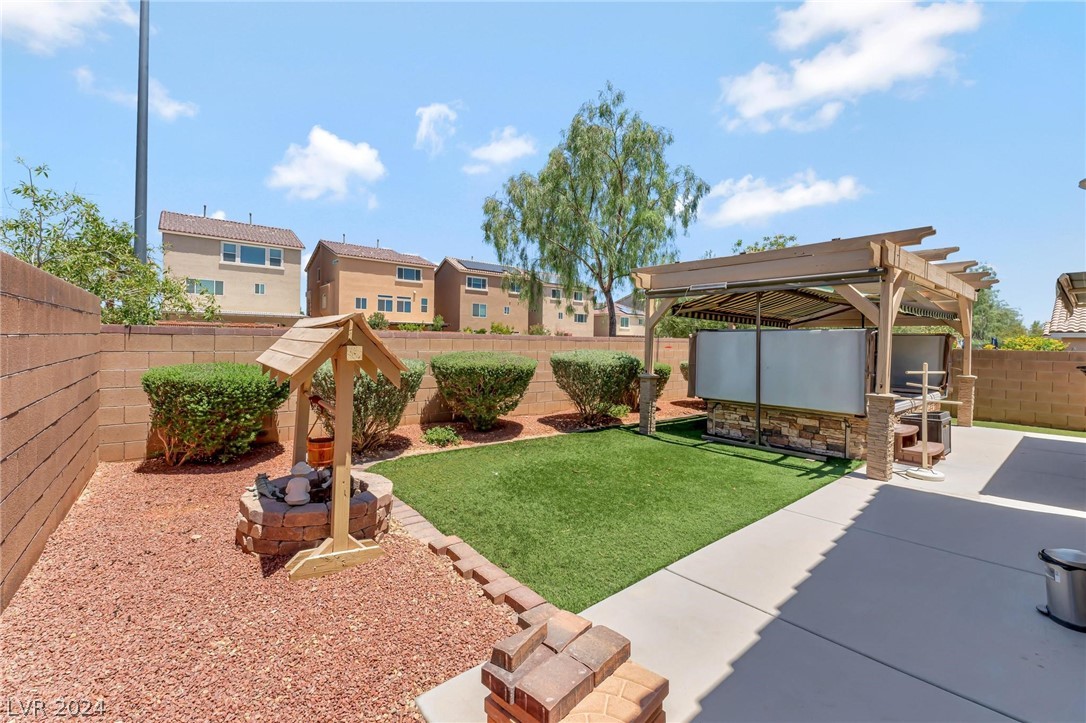 5892 Sierra Medina Avenue
