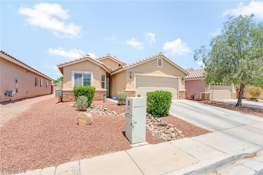 5892 Sierra Medina Avenue