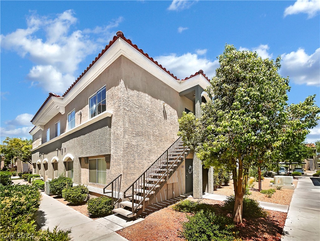 10245 South Maryland Parkway 268