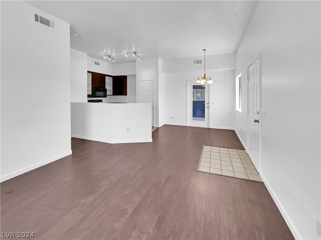 10245 South Maryland Parkway 268