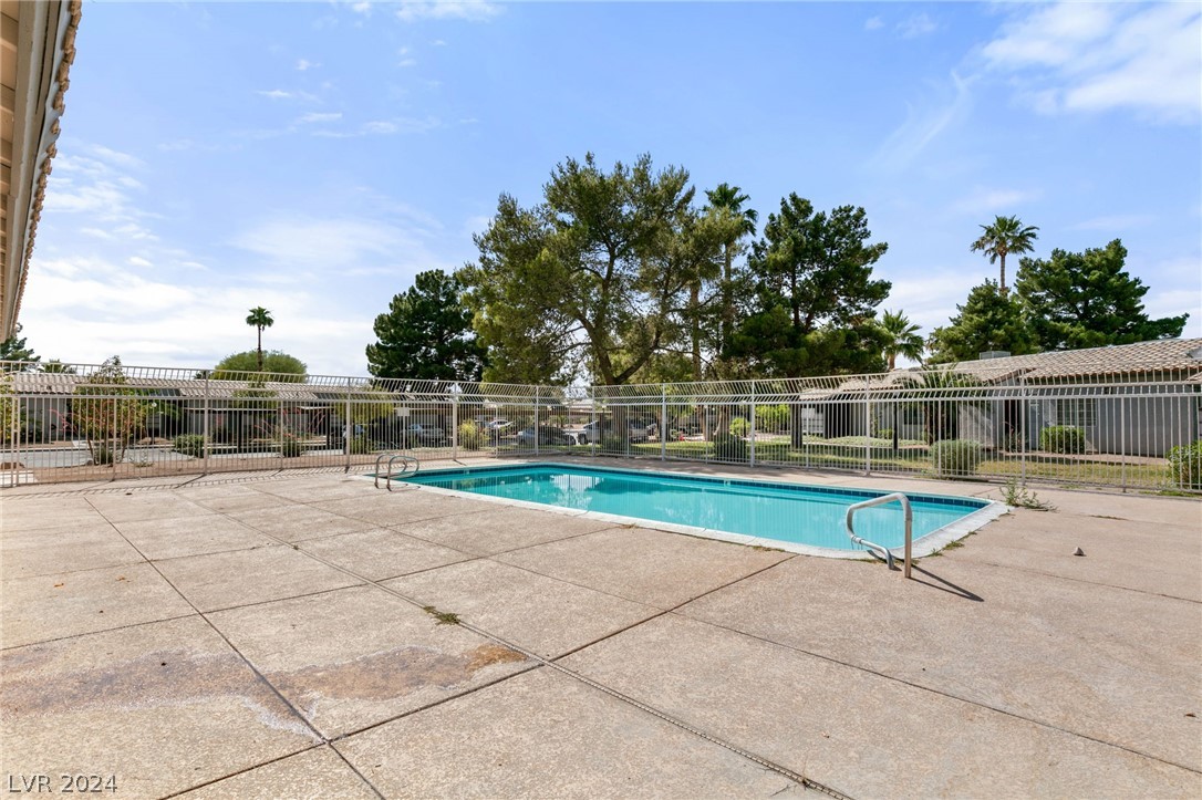 279 North Lamb Boulevard H