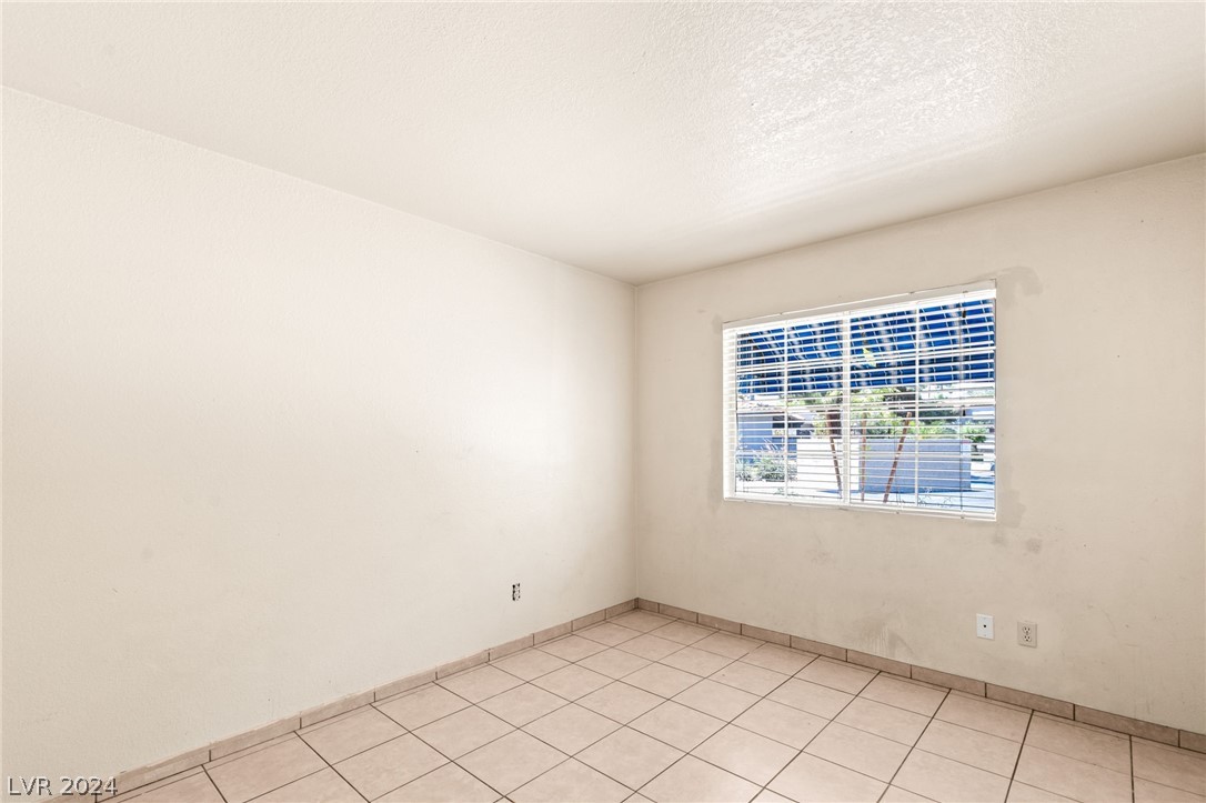 279 North Lamb Boulevard H