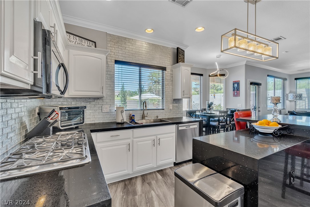 5781 Ivy Vine Court