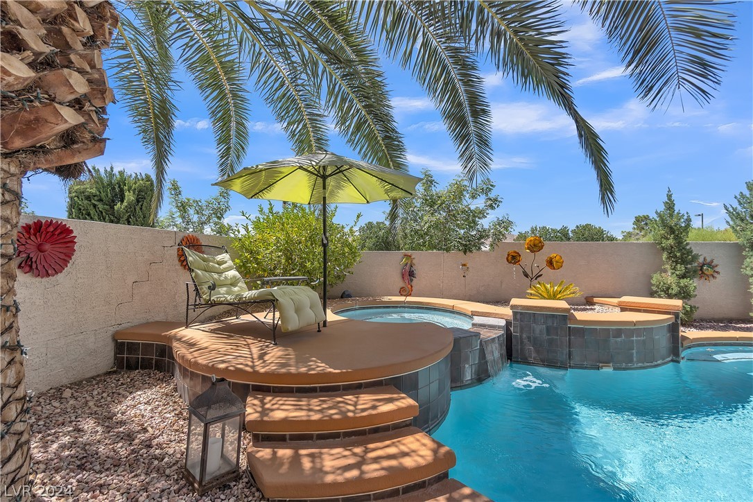 5781 Ivy Vine Court